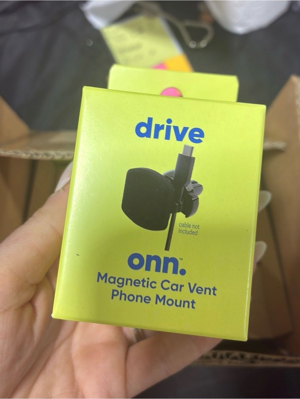 onn. Magnetic Car Vent Phone Mount - Black